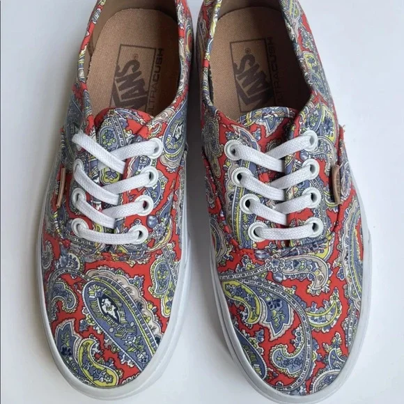 Vans Womens Size 6.5 Red/Blue Paisley Print Low Top Shoes - Picture 1 of 7